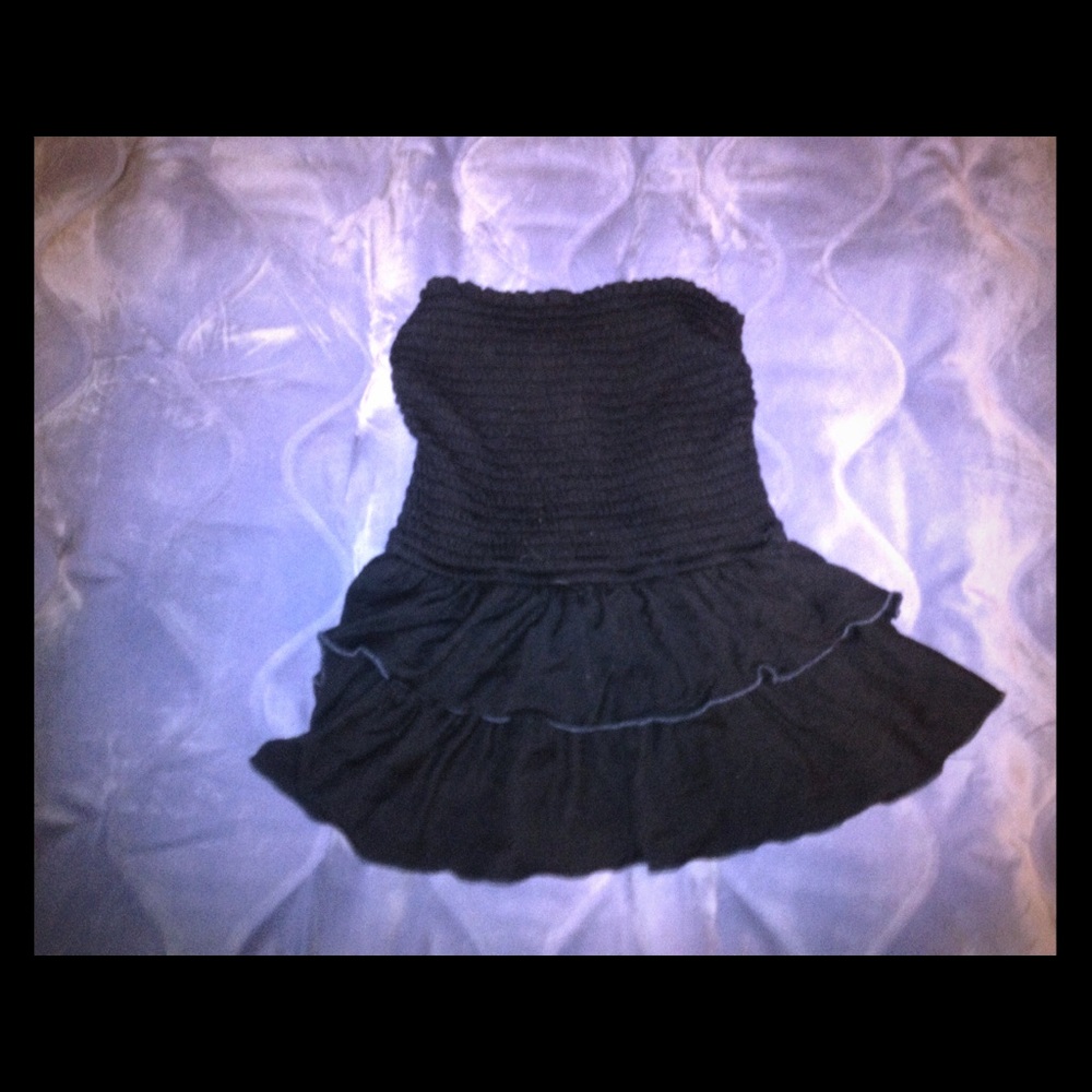 Hollister layered tube-top.