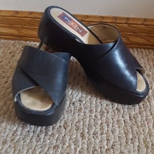EUC Black leather platform flats