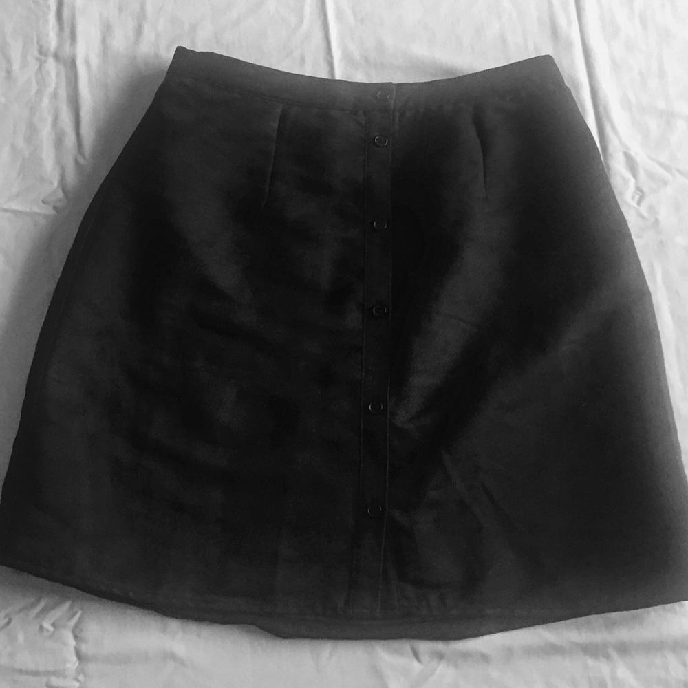 Charlotte Russe black faux suede button up skirt