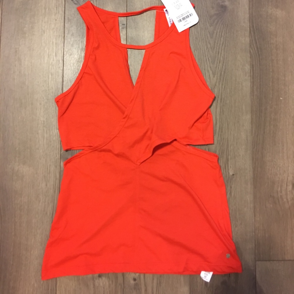 Fabletics twist yoga Tank top