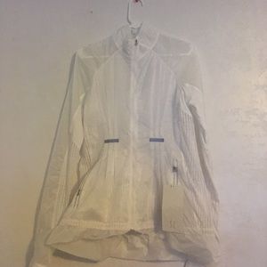 Lululemon RUN: Wild Jacket