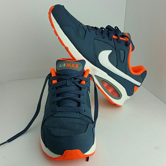 nike air max coliseum racer