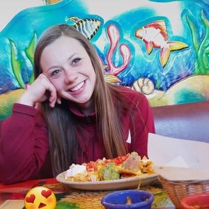 Meet your Posher, Sierra