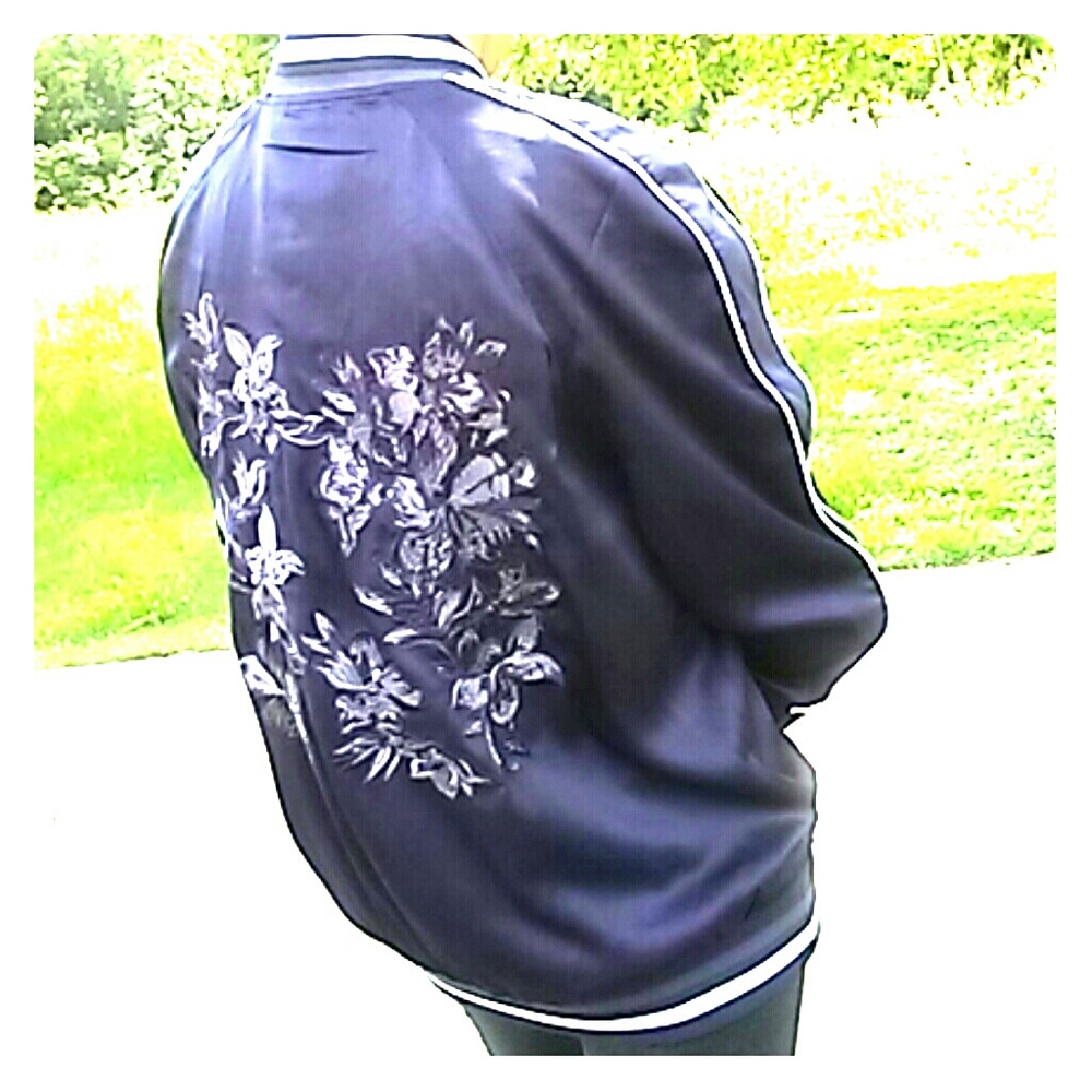 NWT H&M Bomber Jacket Perfection this Fall