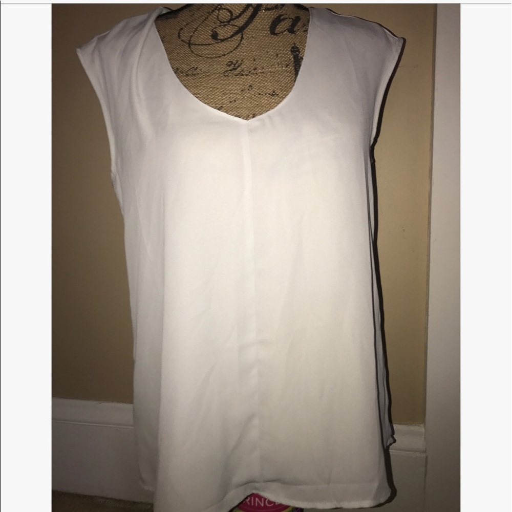 🚨Light gray blouse