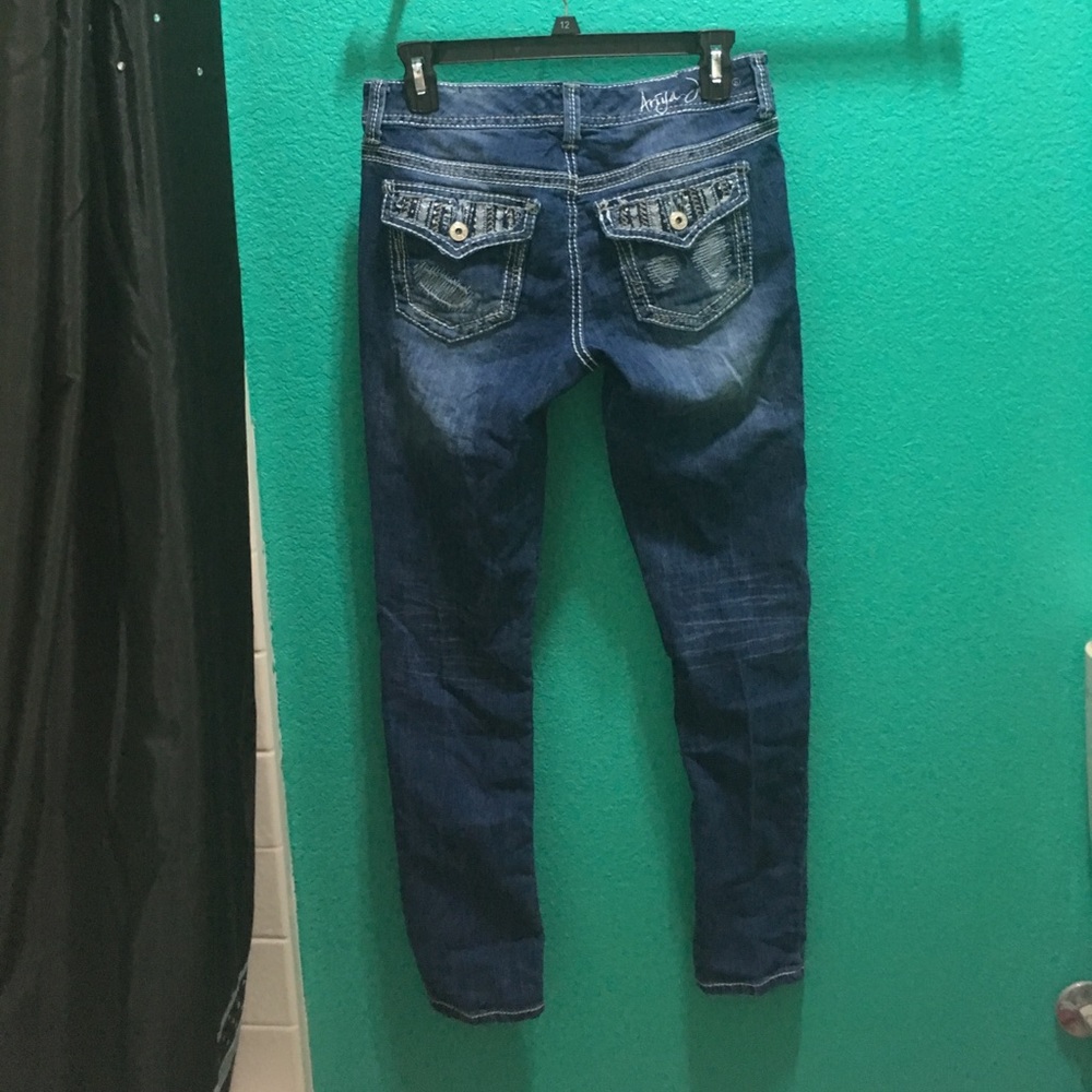 Jeans - Picture 2 of 6