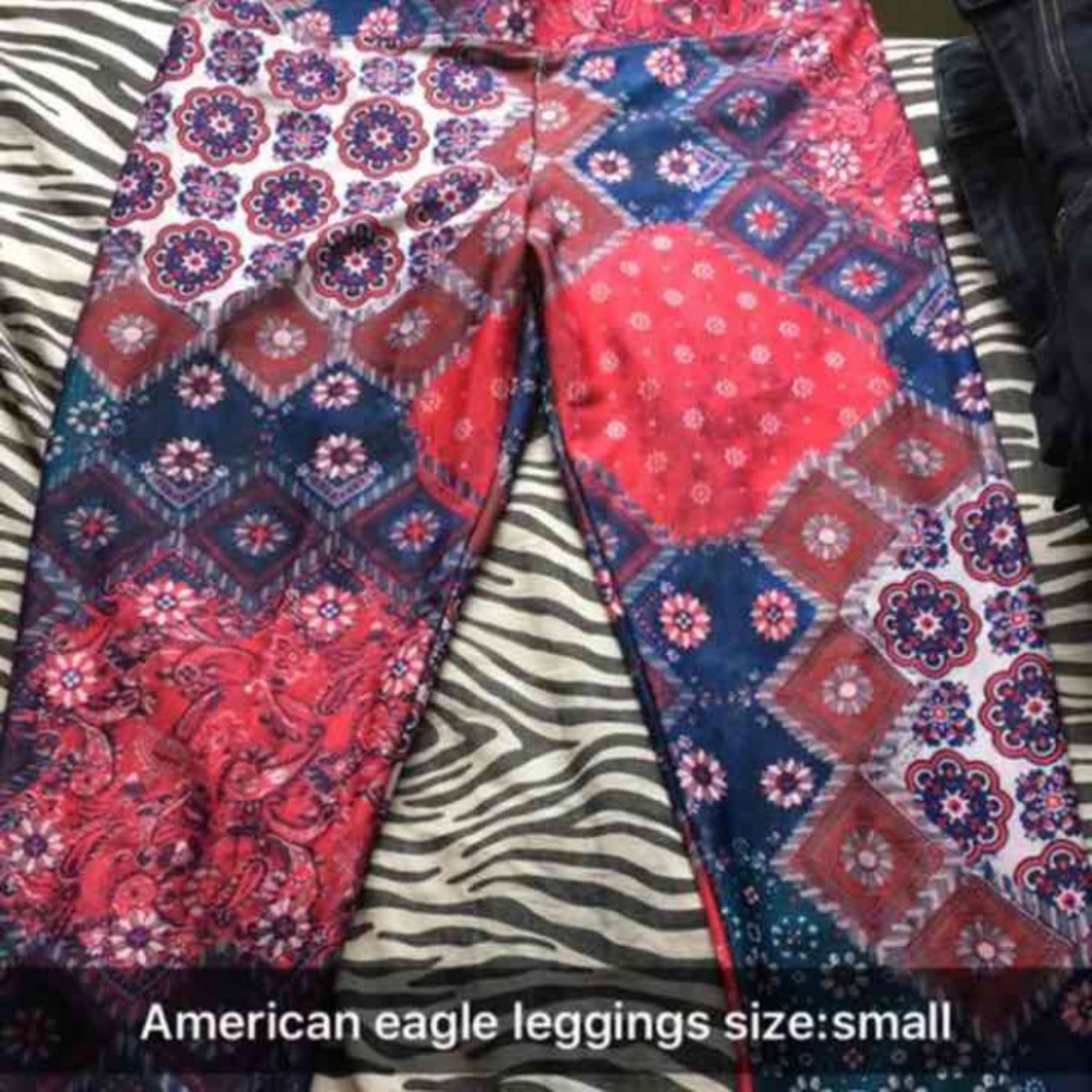American Eagle leggings