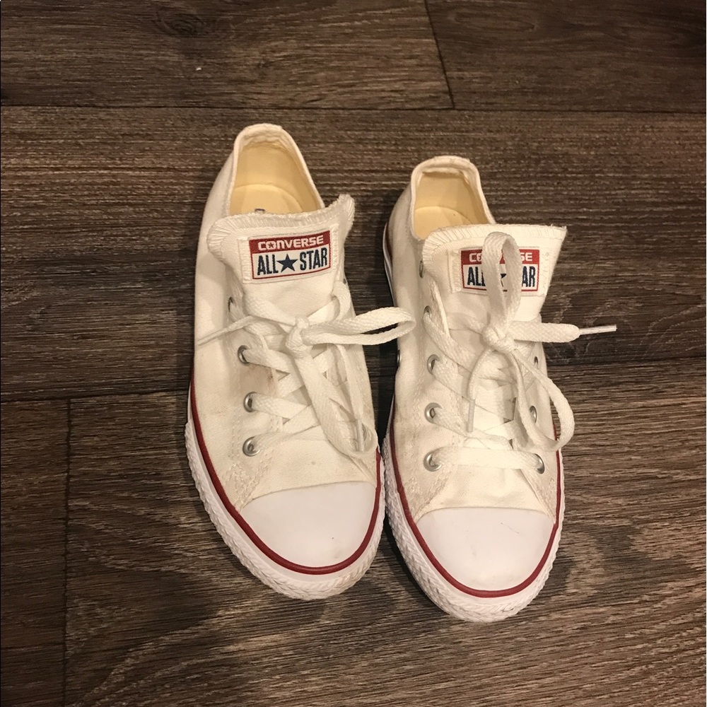 CLASSIC WHITE CONVERSE