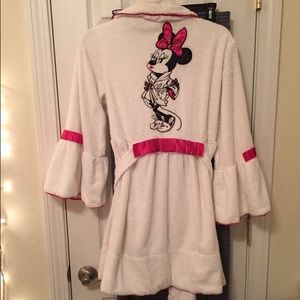 Betsy Johnson Disney Collection bath robe
