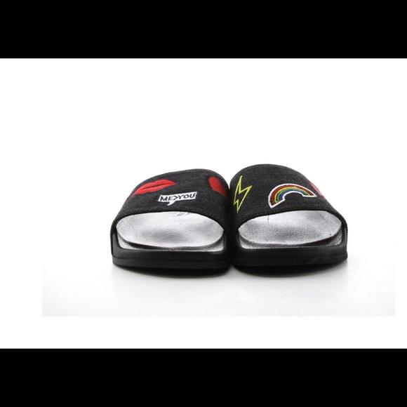 3 5*Ratings🚨Denim Black patchwork Slides - Picture 5 of 6