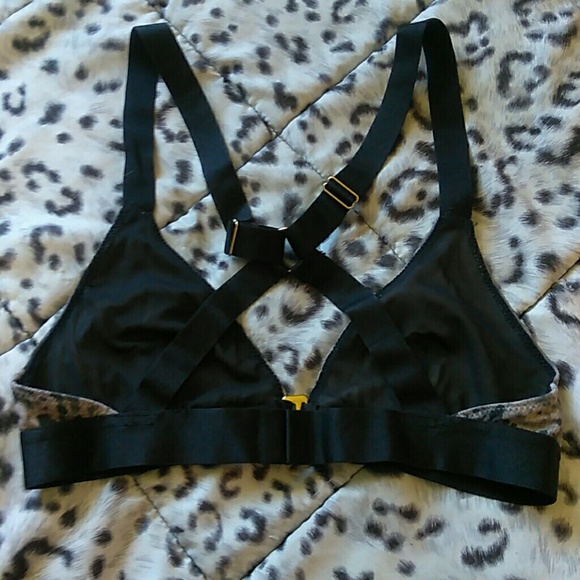 Bralette with Gold Hardware Front Hook Closure - Picture 2 of 3