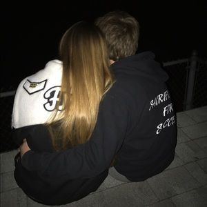 Meet your Posher, Lois