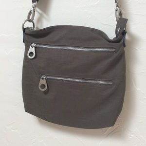 Baggallini crossbody