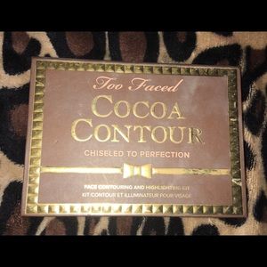 Too faced Cocoa Contour