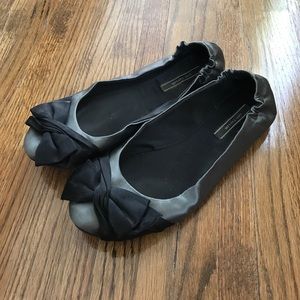 Ann Taylor ballet flats