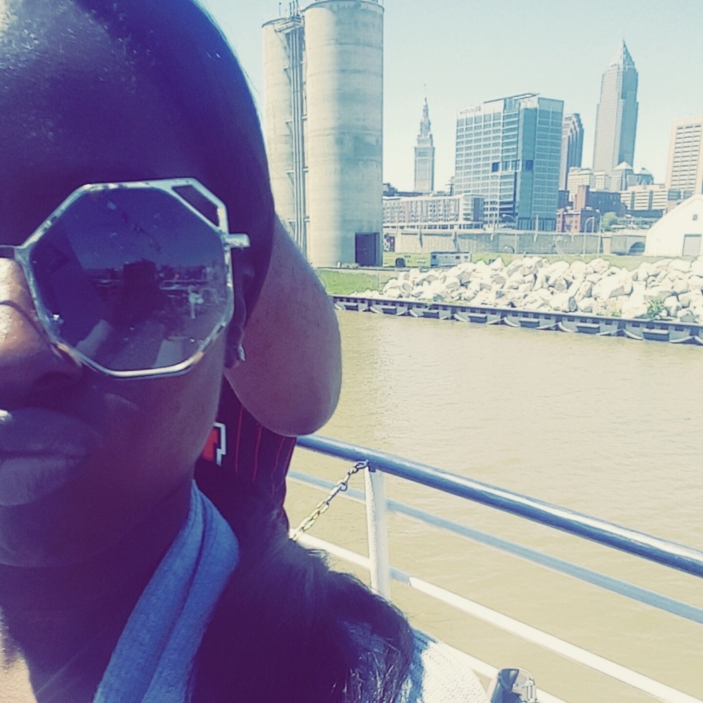 Meet your Posher, Aicha