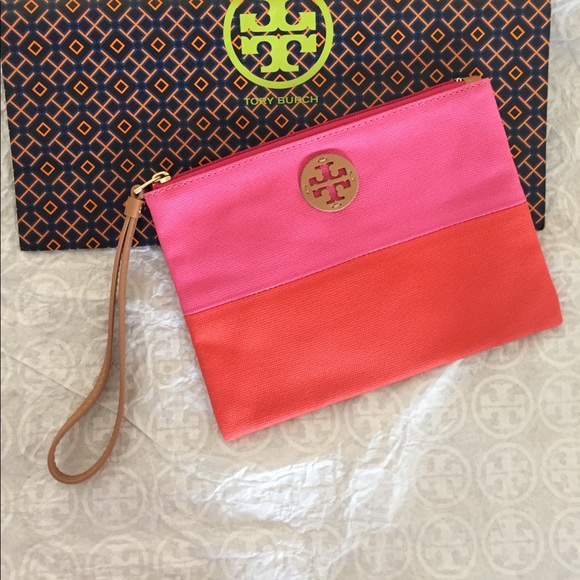 Tory Burch Handbags - Tory Burch Flat Zip Pouch Wristlet handbag