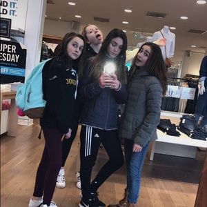 Meet your Posher, Ava