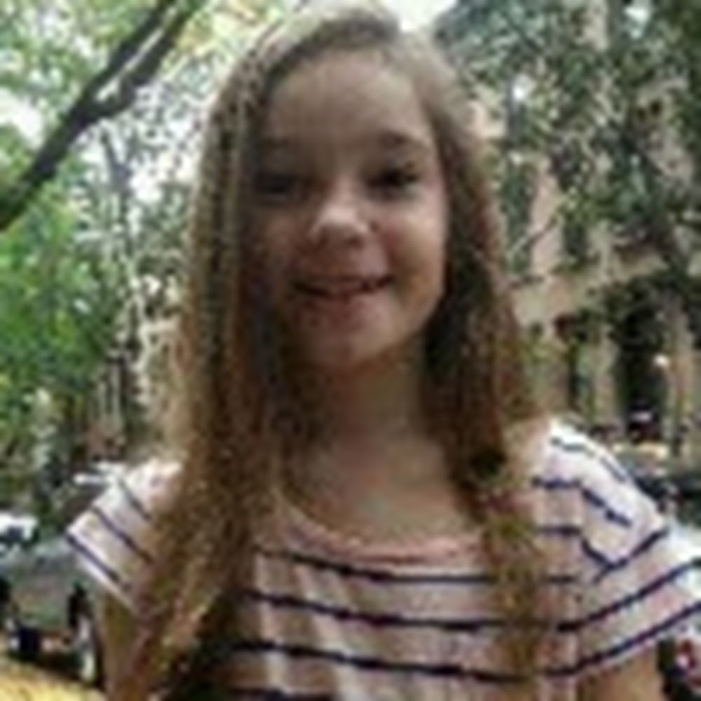 Meet your Posher, Naomi