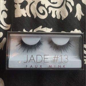 HUDA beauty Jade #13 faux mink lashes