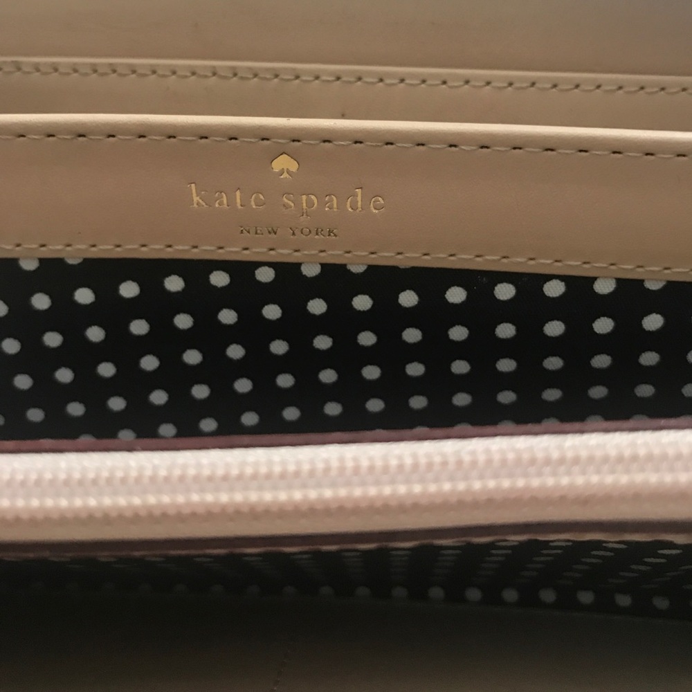 Kate Spade♠️ - Picture 4 of 5