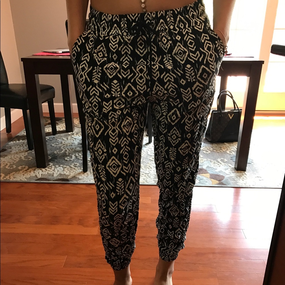 Black/white tribal comfy joggers