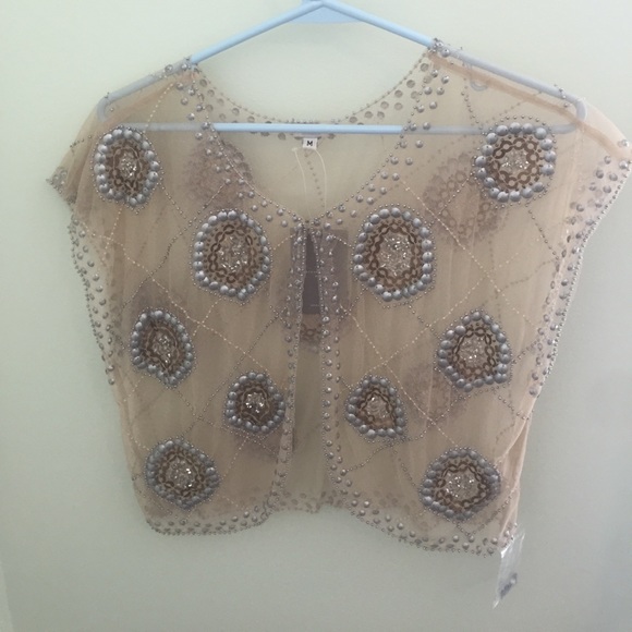Shirt/Cardigan/Shrug - Picture 1 of 5