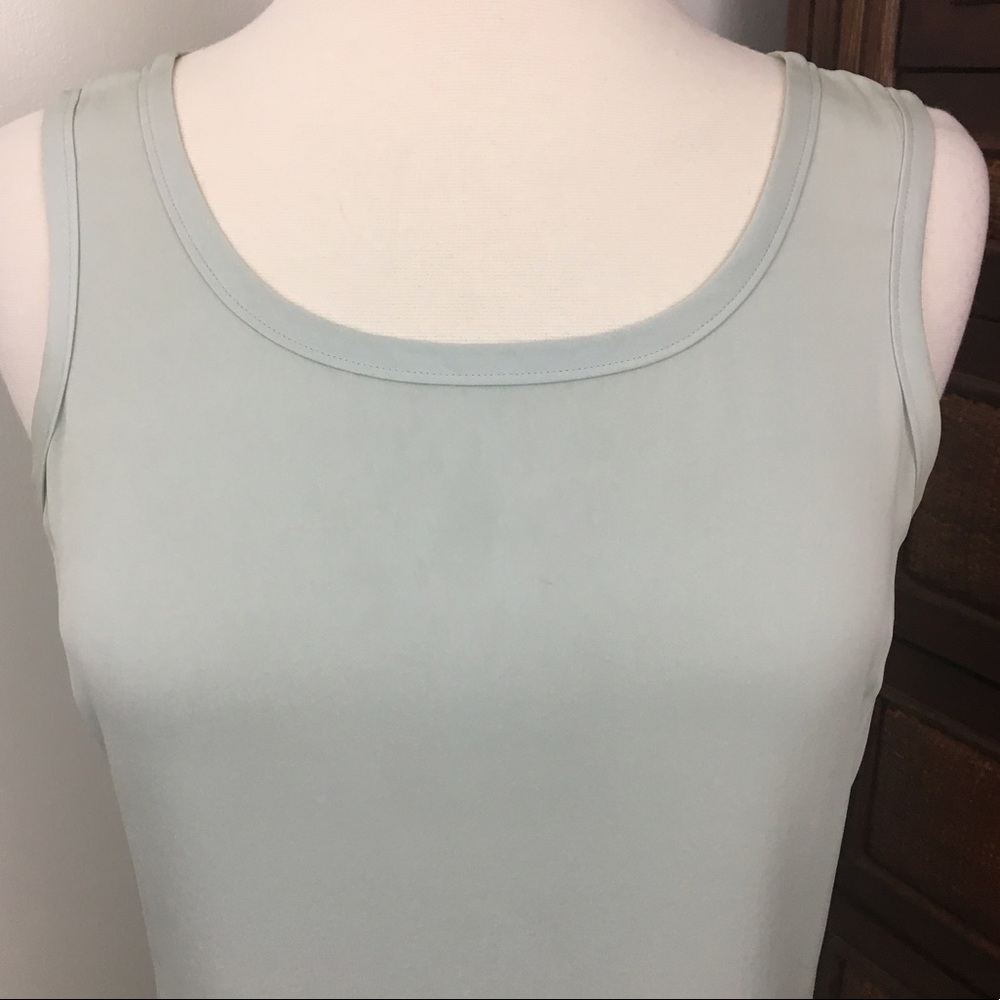 {Ann Taylor} Semi-Sheer Shell Top - Picture 2 of 7
