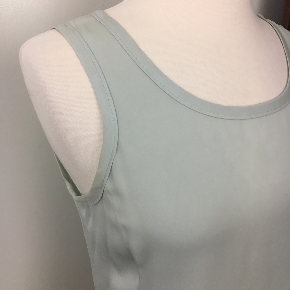 {Ann Taylor} Semi-Sheer Shell Top - Picture 3 of 7