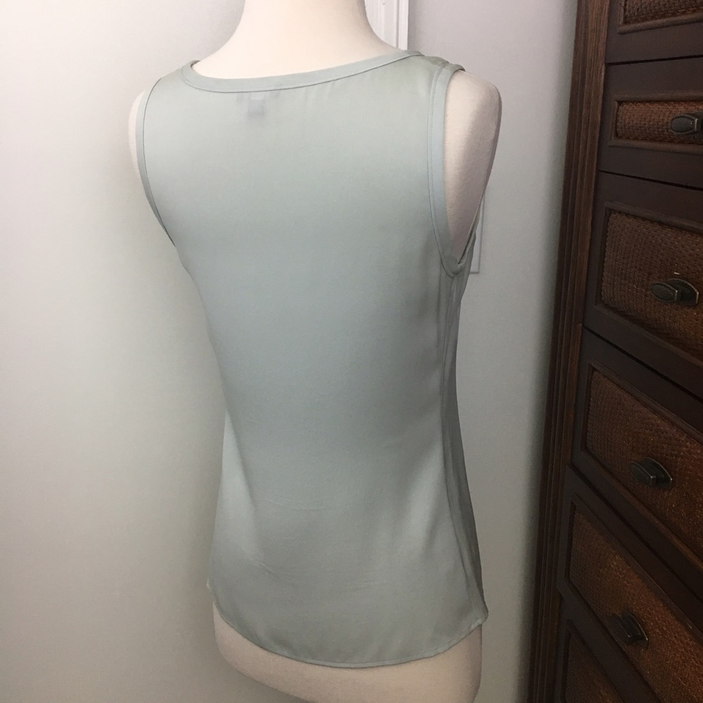 {Ann Taylor} Semi-Sheer Shell Top - Picture 5 of 7