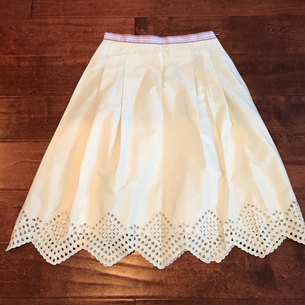 Banana Republic Eyelet bottom skirt 2