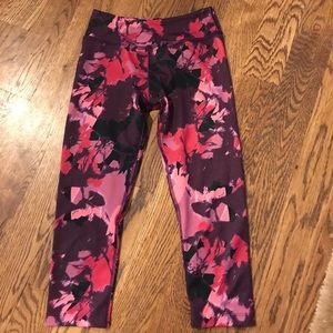 Beyond yoga pants. Size small