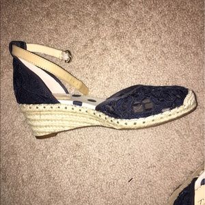 Crown & Ivy Blue Lace Wedge