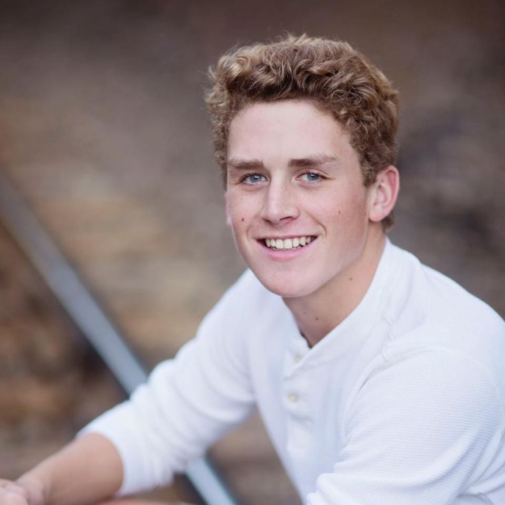 Meet your Posher, Casey