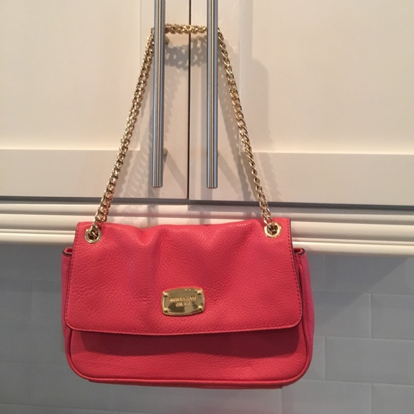 Michael Kors purse - Picture 1 of 4