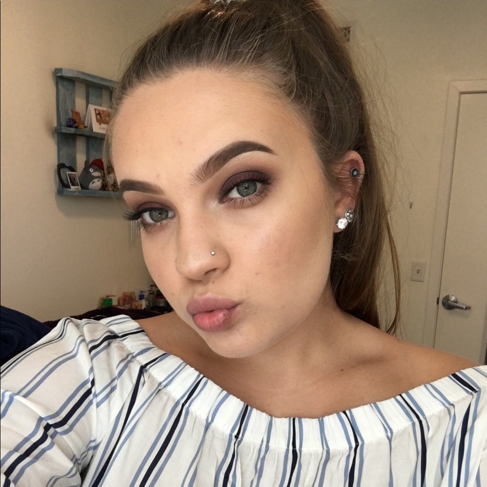 Meet your Posher, Kristine