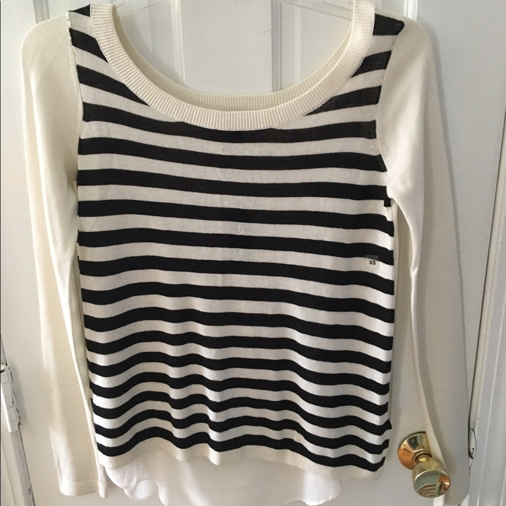 Express Split Back Long Sleeve