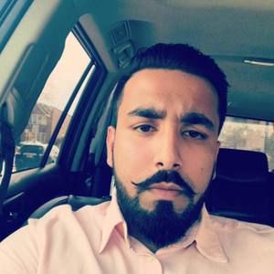 Meet your Posher, Zeeshan