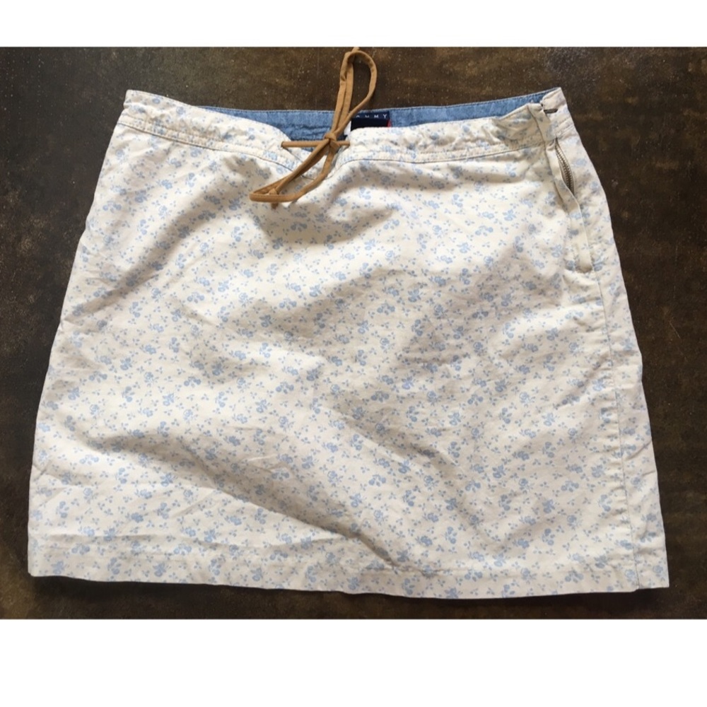 Tommy Hilfiger skirt