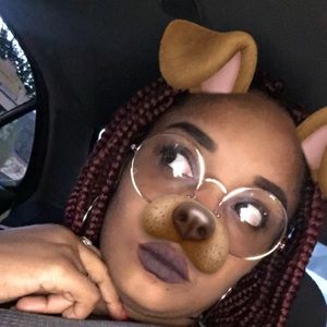 Meet your Posher, Lelia