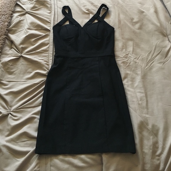 Dresses & Skirts - NWOT Black fitted dress with stretch!