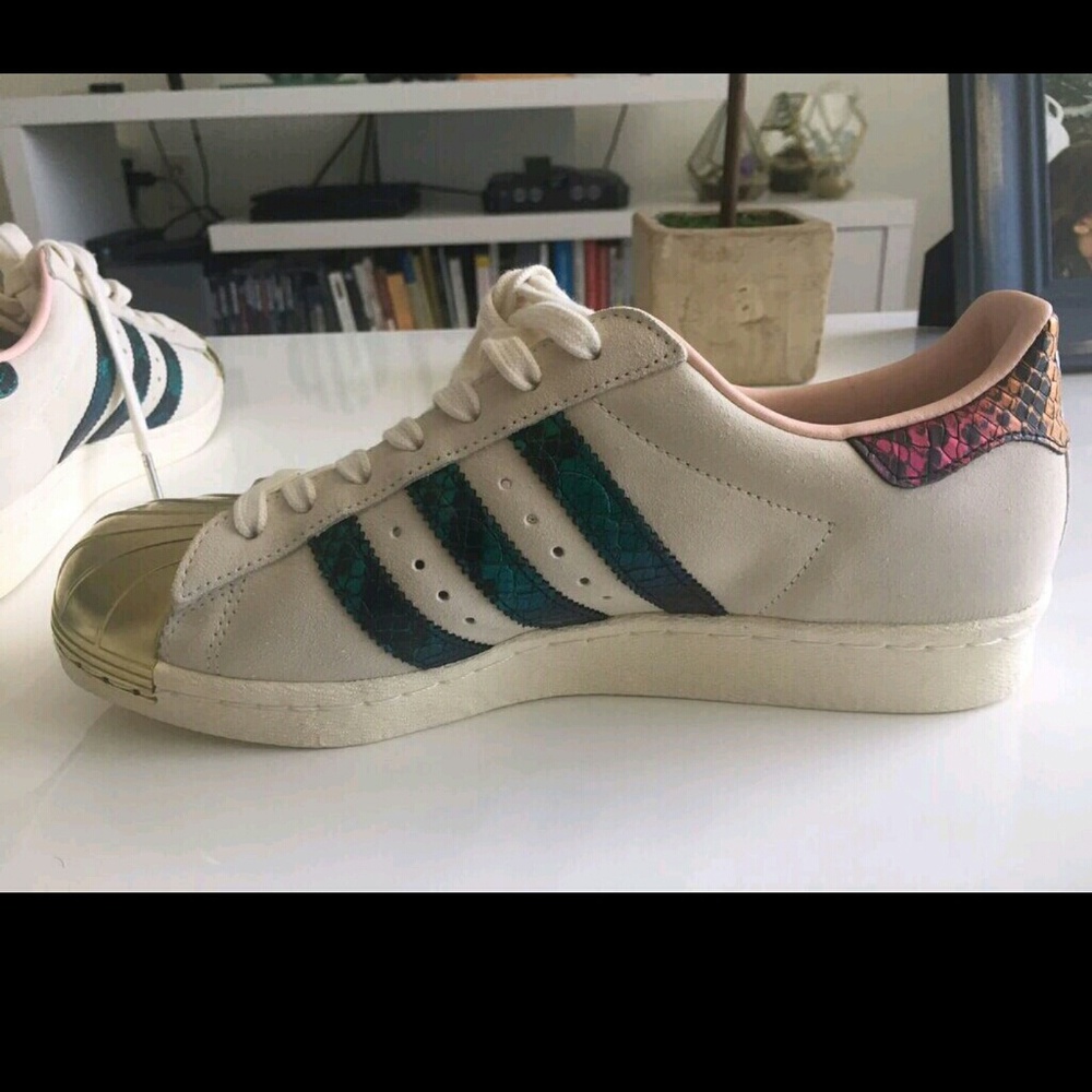 Brand new Adidas super star shoes