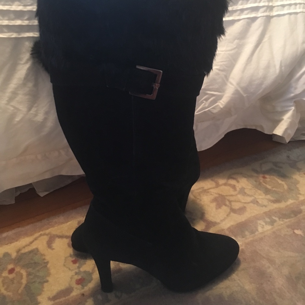 Carisma Italian black suede boot fur trim & buckle