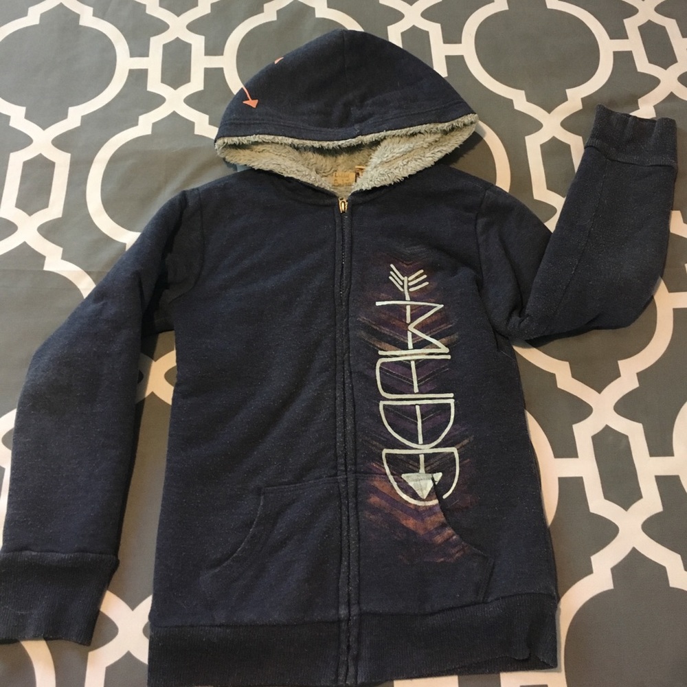 🍁Girls MUDD Hooded Zip Sweatshirt $8.00 (each)