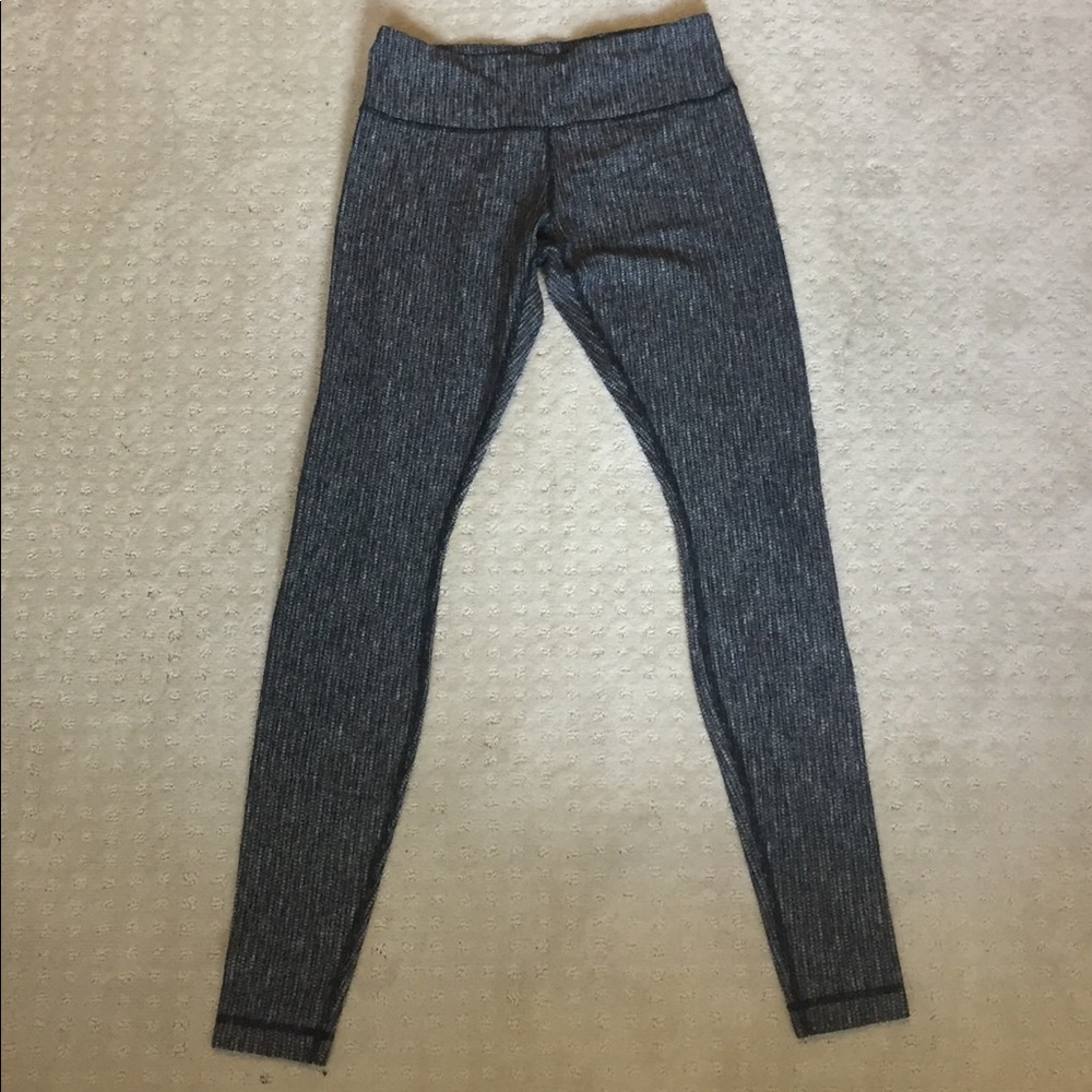 Lululemon Wunder Under Pants size 8