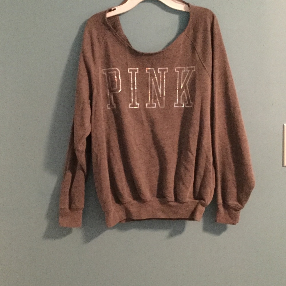 Low neck sweatshirt
