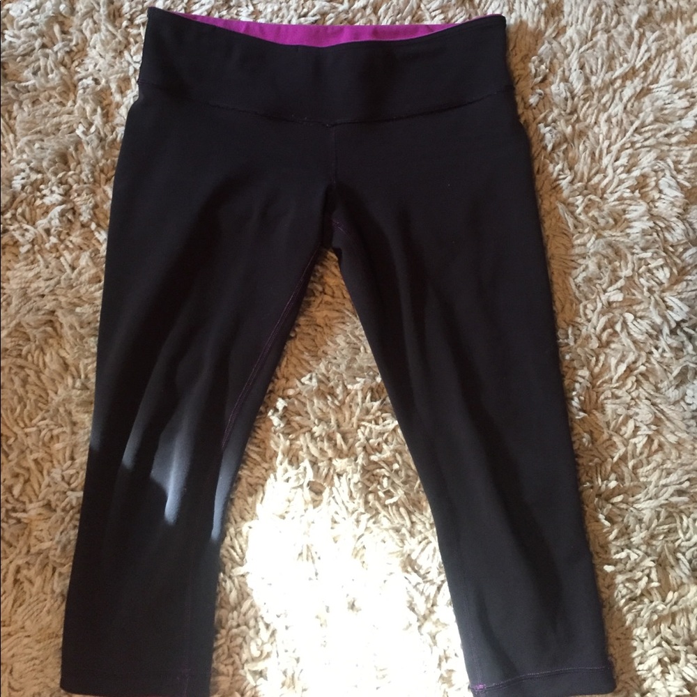 Lululemon REVERSIBLE cropped pant