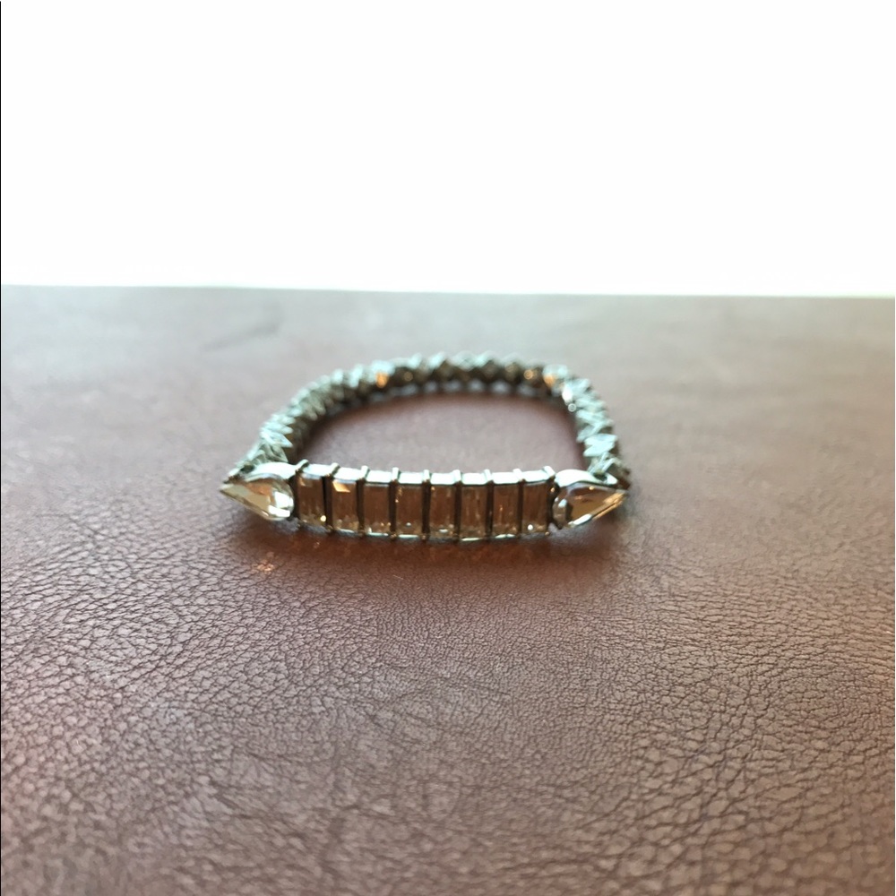 Chloe + Isabel petite stretch bracelet