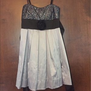 Grey/black prom dress