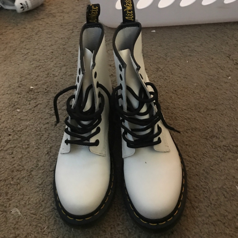 White dr. Martens! Worn once! Perfect condition